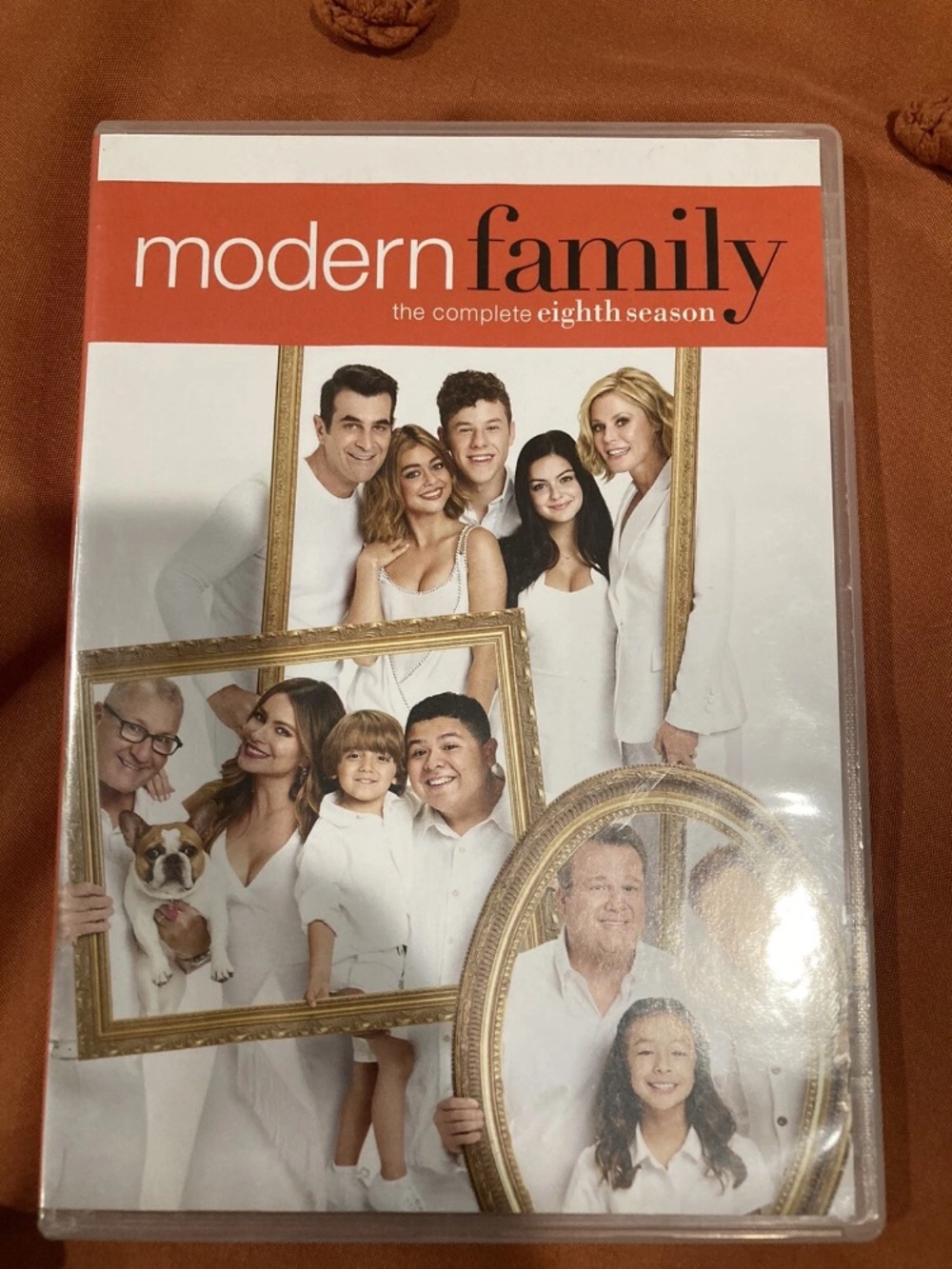 ABC Modern Family The Complete eighth 8 eight Season DVD disc box collection Set